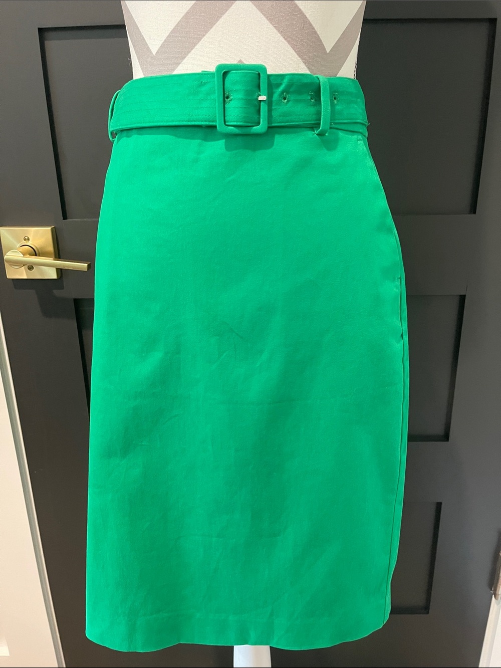 J.Crew Sateen Belted Pencil Skirt In Kelly Green Size 6 - Picture 2 of 8